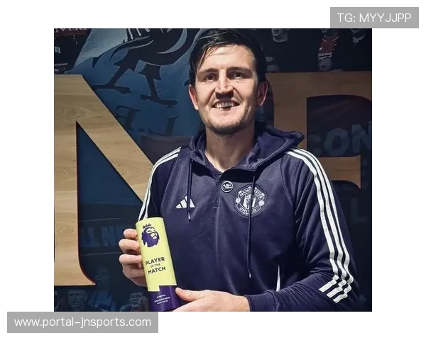 马奎尔凭关键头球获英超第八轮最佳球员奖，票选占42%