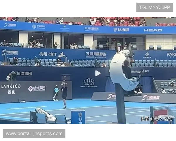 梅德韦杰夫谈红土赛场适应:从“不适”到罗马夺冠的转变 梅德韦杰夫谈红土赛场适应:从“不适”到罗马夺冠的转变